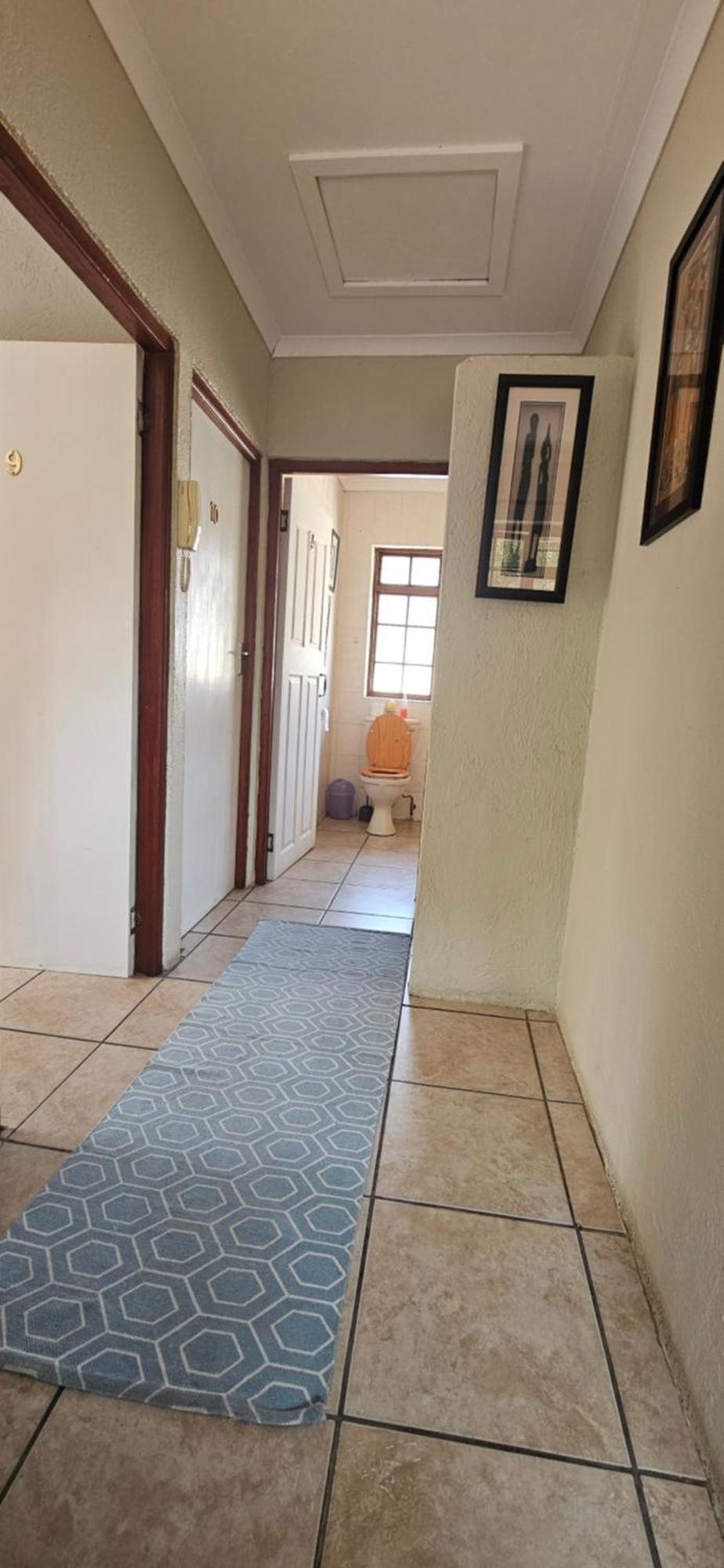 Old Vic Travellers Inn Nelspruit نيلسبروت المظهر الخارجي الصورة