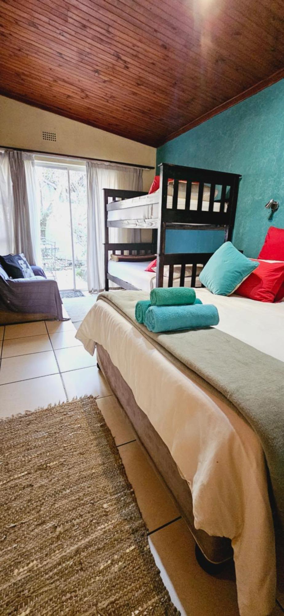 Old Vic Travellers Inn Nelspruit نيلسبروت المظهر الخارجي الصورة