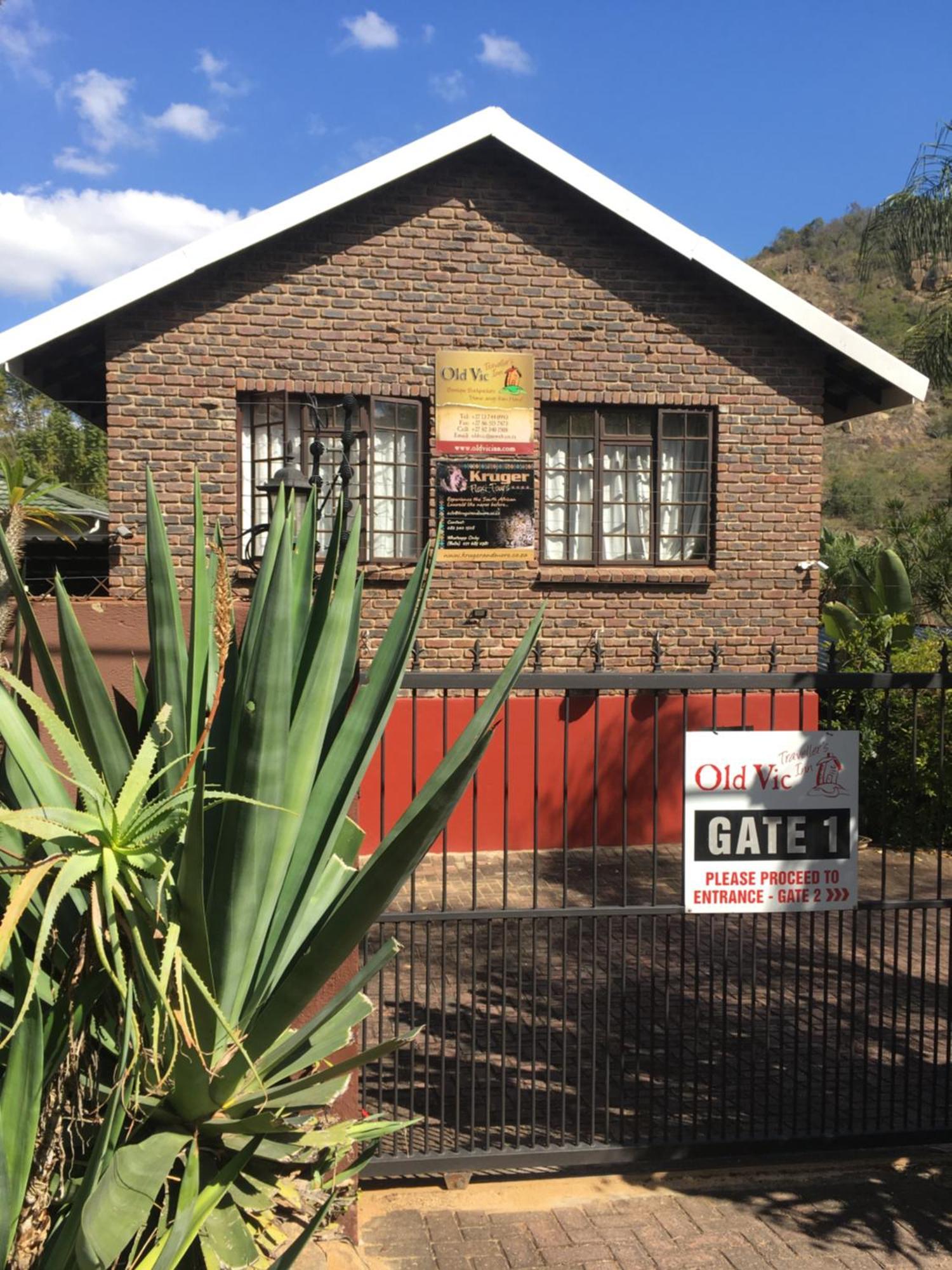 Old Vic Travellers Inn Nelspruit نيلسبروت المظهر الخارجي الصورة
